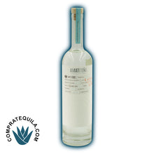 Cargar imagen en el visor de la galería, Tequila Amatiteña Blanco: La pureza sin aditivos en cada sorbo, disponible en Compratequila.com
