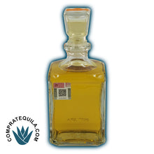 Cargar imagen en el visor de la galería, Tequila Cava de Oro Reposado: Una experiencia de sabores exquisitos y exclusivos