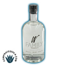 Cargar imagen en el visor de la galería, Tequila Reposado Cristalino &quot;W Family&quot; de Tequilera Los Valores: Elige la Excelencia del Agave en Ixtlahuacán de los Membrillos, Jalisco